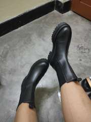 Black chelsea hotsell boots h&m