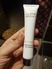 Lakme absolute sales day cream