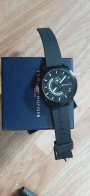 Buy Tommy Hilfiger Men Black Analogue Watch TH1791483 - Watches for Men  6520568