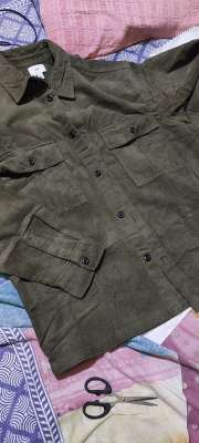 H&m corduroy deals shirt