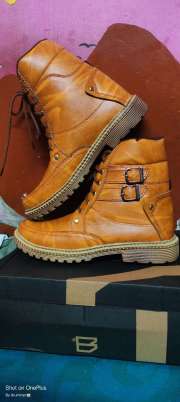 Boots for deals men myntra