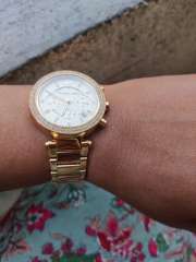 Buy Michael Kors Women Chronograph Cream Coloured Dial Watch