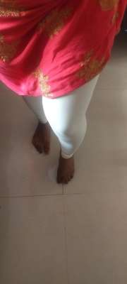 white solid ankle length legging