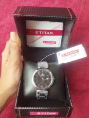 Buy Titan Women Black Analogue Watch 2480SM08 Watches for Women