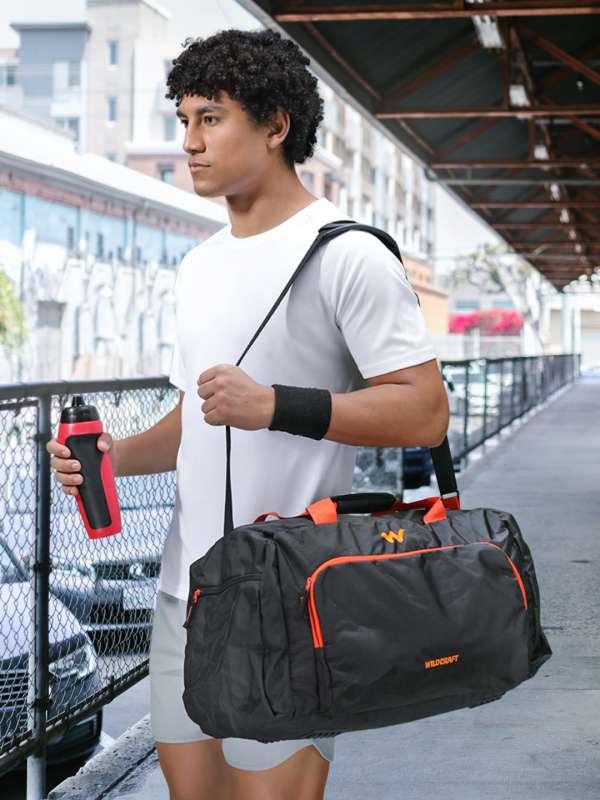 Gym Bags  Duffle bags in the color black for Men on sale  FASHIOLAin