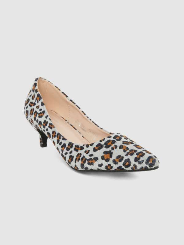 Buy Van Heusen Women Clothing Accessories Online In India Myntra