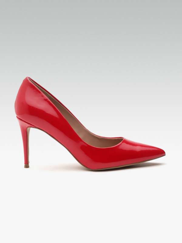 steve madden red pumps