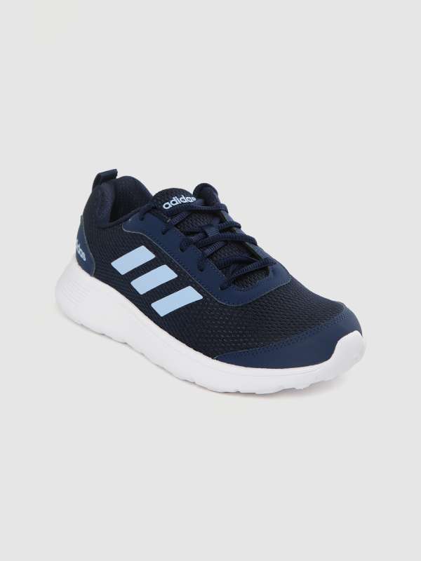 sports shoes for womens adidas