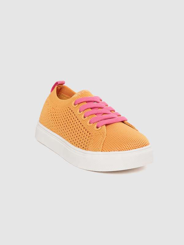 Myntra benetton shoes Outlet