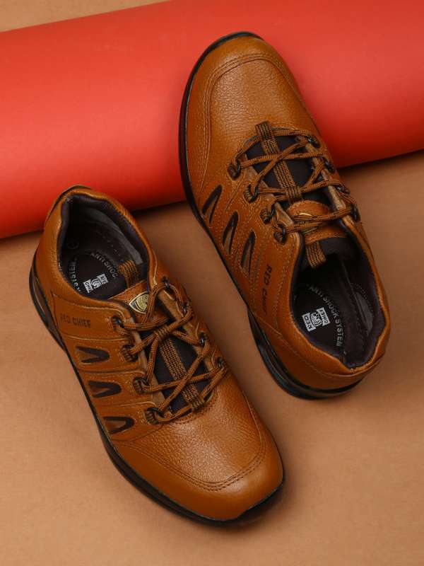Red in chief shoes price 2025