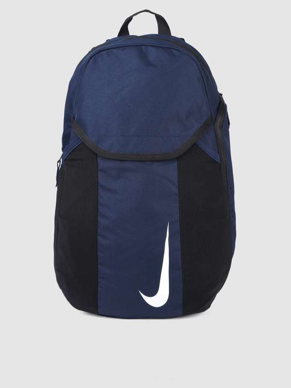 nike backpack myntra