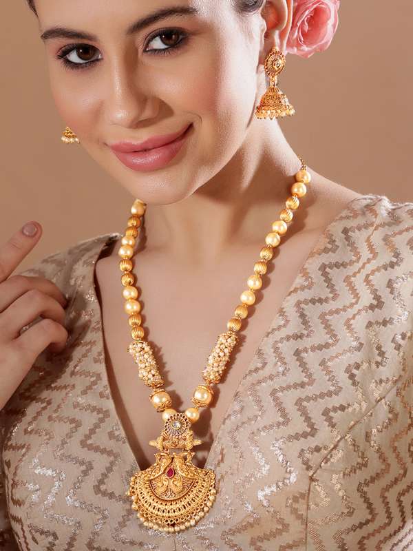 Rubans Gold-Toned Long Necklace Set with Ravishing Red and Green Stone