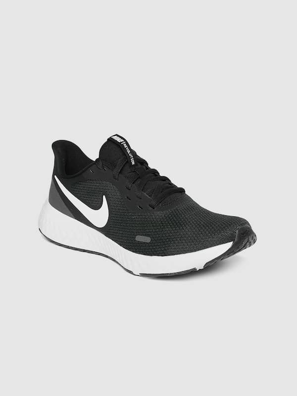 Nike Sports Shoes Online for Women 