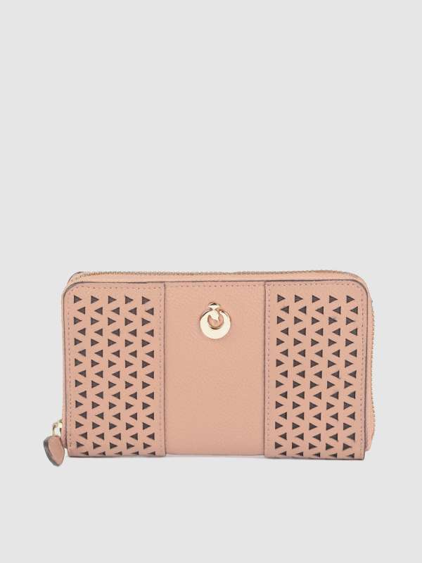 holii bags myntra