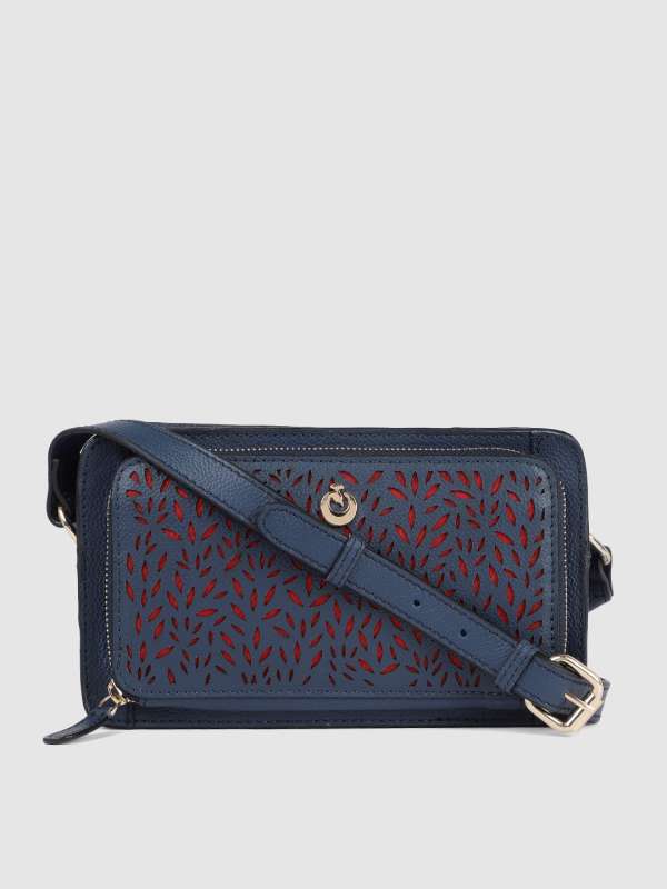 holii bags myntra