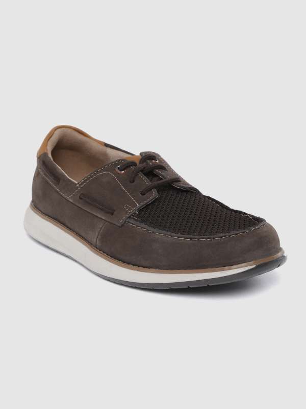clarks boat shoes india