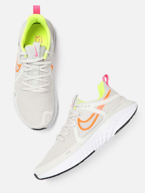 buy nike womens shoes online india