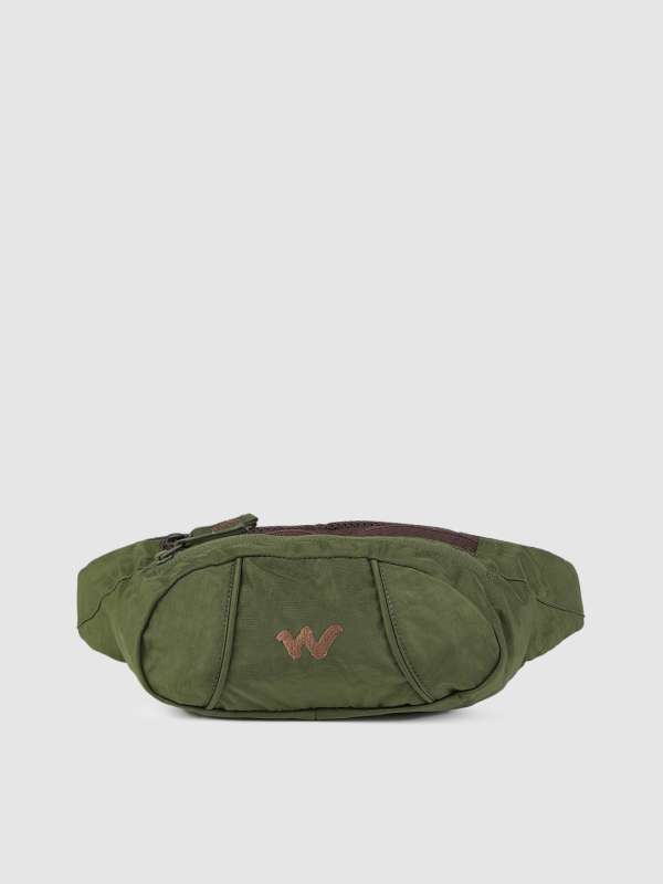 wildcraft waist pouch
