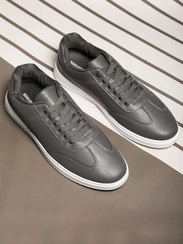 Casual Shoes For Men Buy Casual Flat Shoes For Men Myntra Pick loafers, sneakers, boots, canvas shoes & more men casual shoes from top brands. casual shoes for men buy casual
