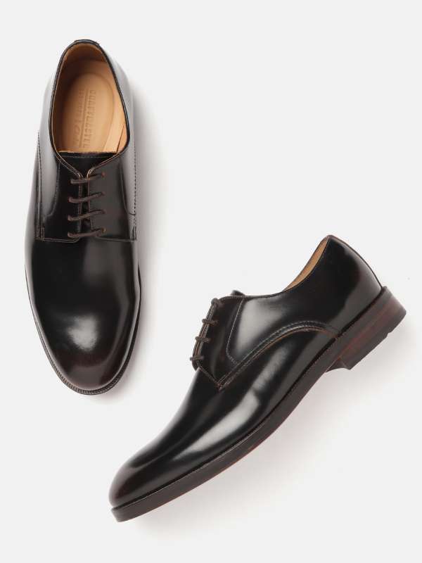 clarks semi formal shoes