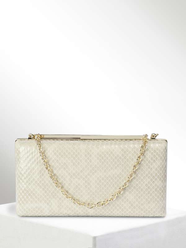 myntra clutch bags