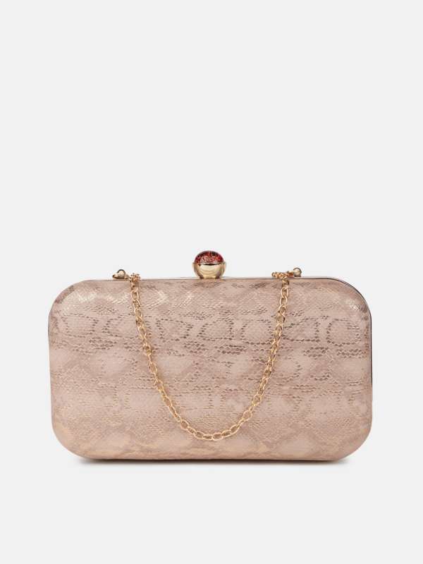 clutch purse myntra