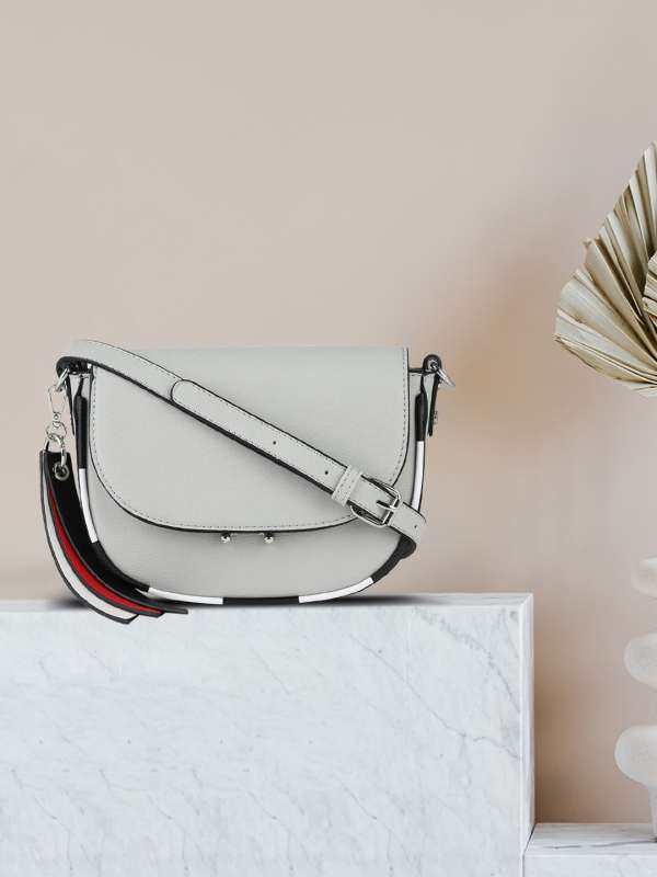 Mast and harbour sling bags online sales