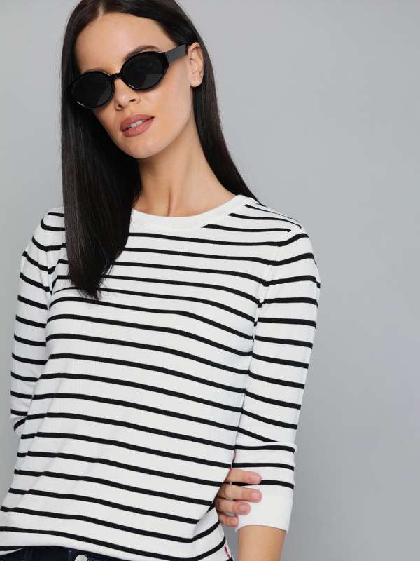 levis t shirt myntra