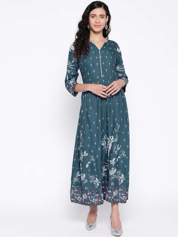 Online dress outlet shopping in myntra