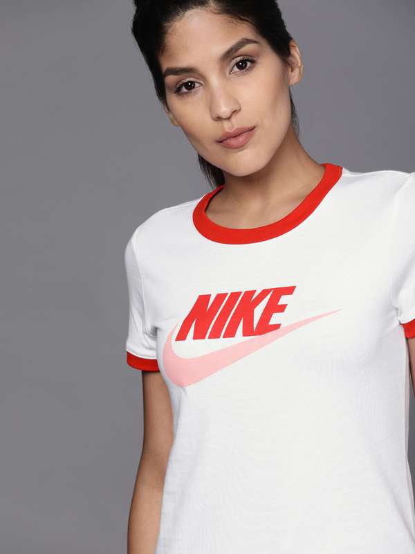 nike t shirts for womens online