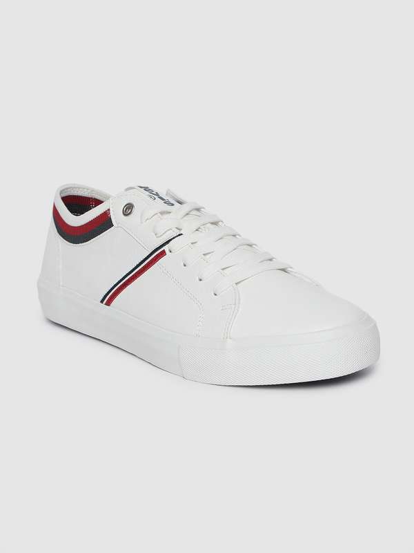 Levi's franklin white sneakers clearance