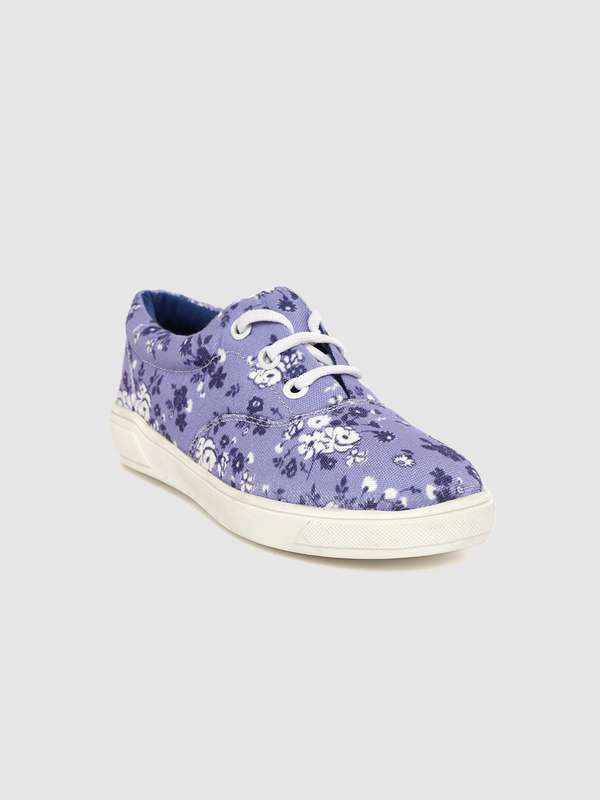 girls canvas trainers