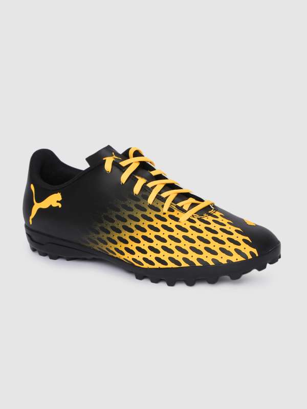 football boots myntra