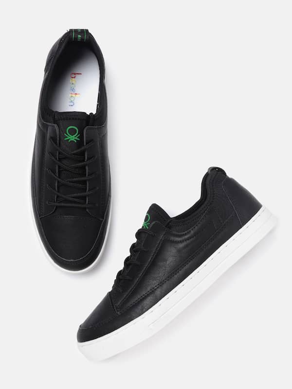 ucb low top lace up sneakers