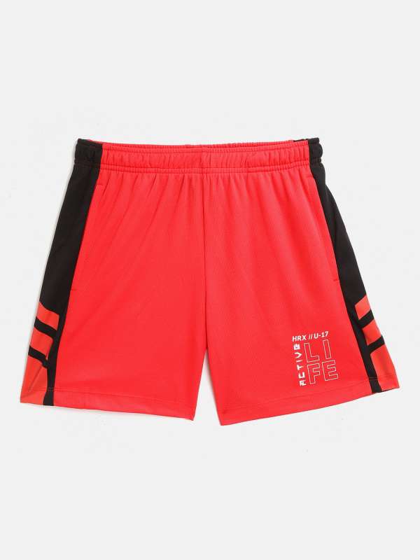 myntra nike shorts
