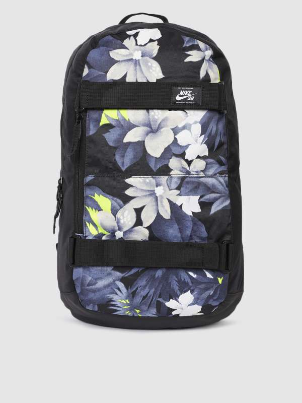 nike backpacks myntra
