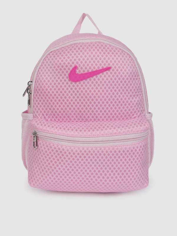 nike backpacks myntra