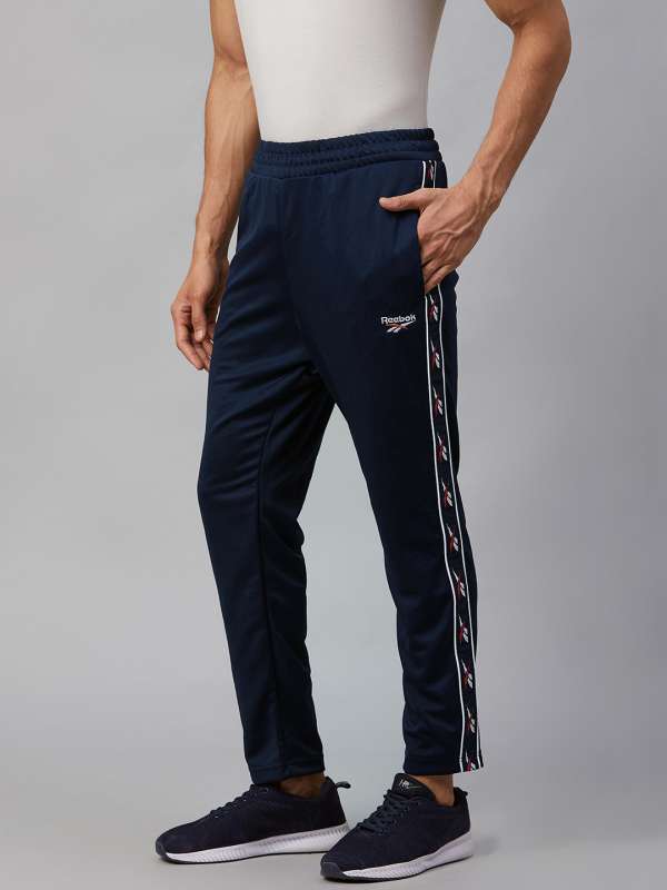 Reebok archive vector outlet track pant