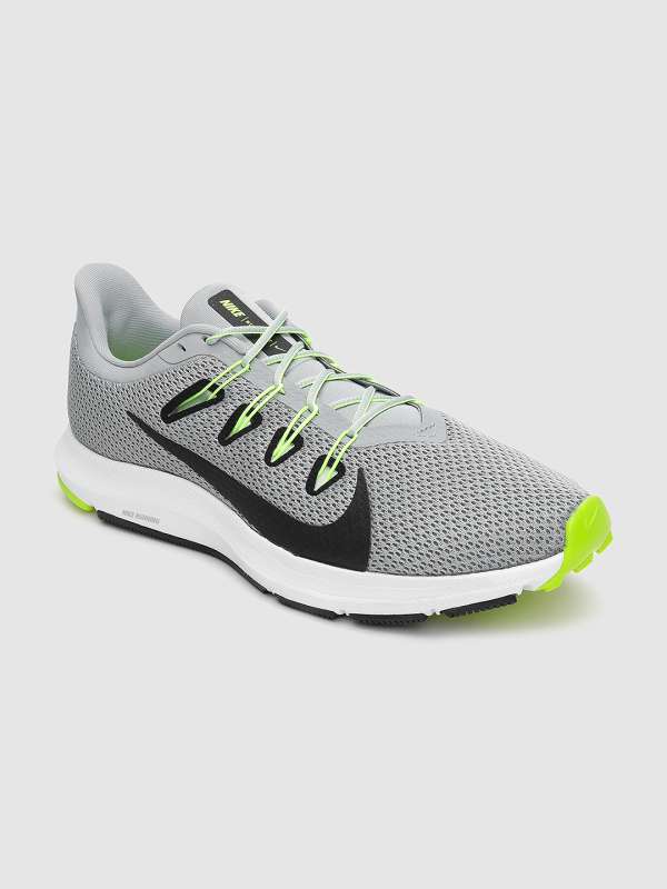 nike sports shoes myntra