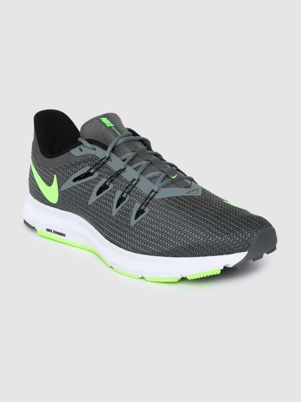 nike running shoes myntra