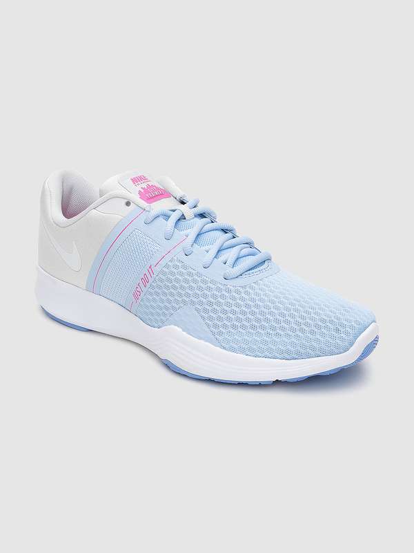 nike training shoes myntra