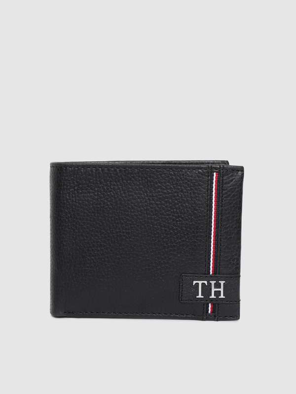 tommy hilfiger wallets myntra