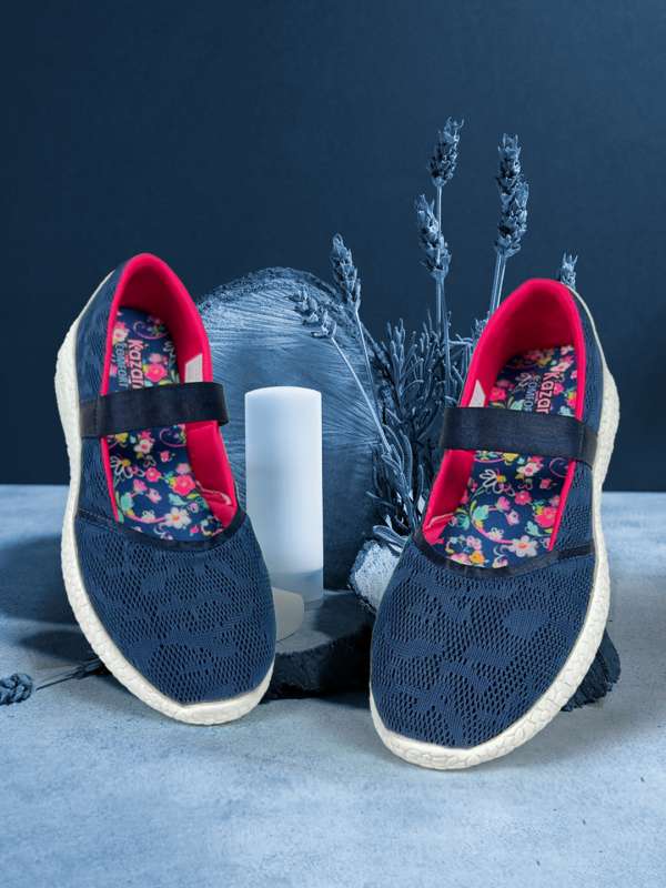 Kazarmax clogs 2025