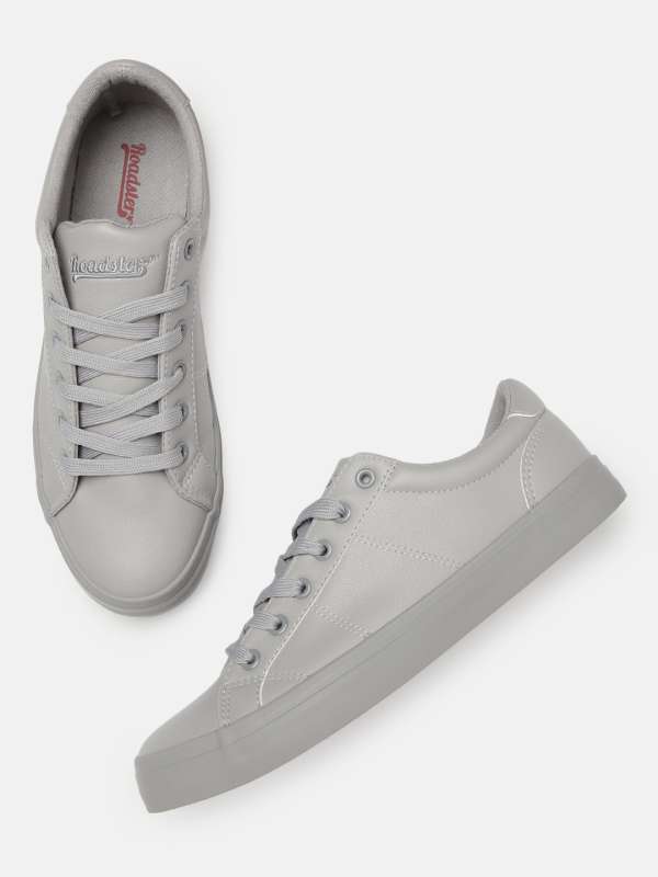 roadster shoes price