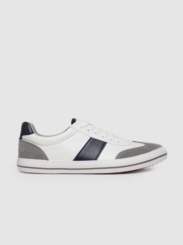 myntra casual shoes
