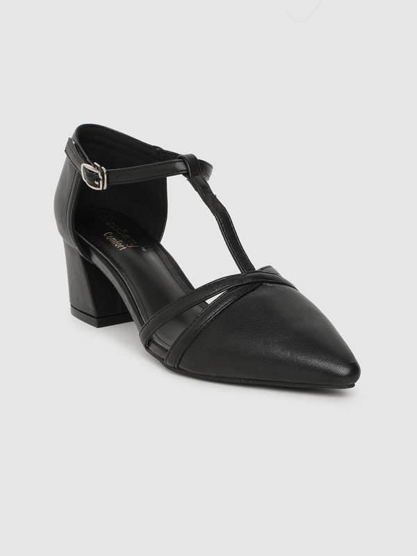 Buy Dressberry Footwear \u0026 Shoes Online 
