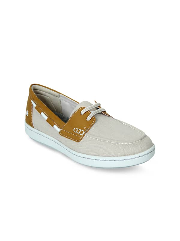 clarks boat shoes india