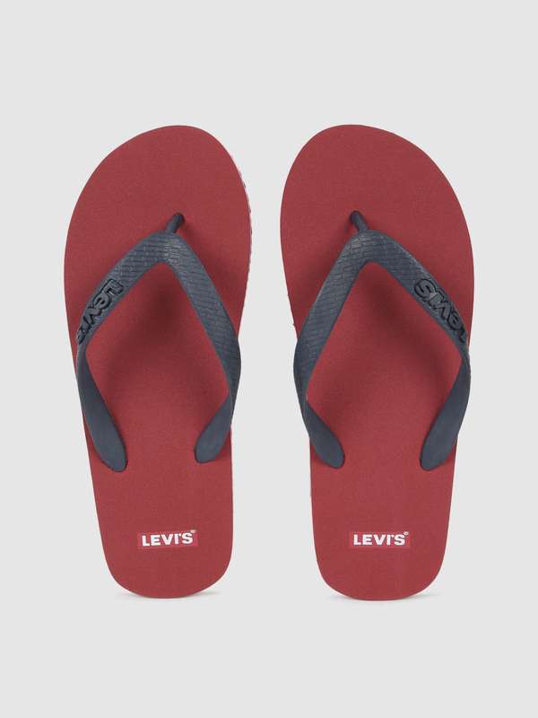 levi's men's flip flops thong sandals