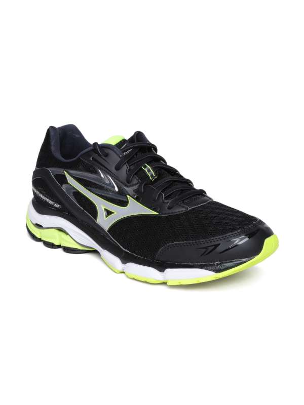 mizuno shoes myntra