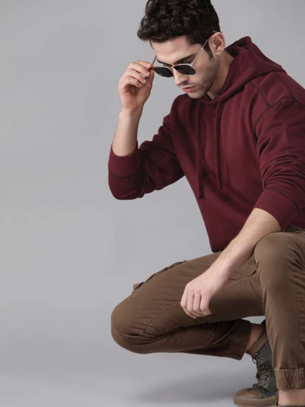 Maroon hoodie outfit men sales